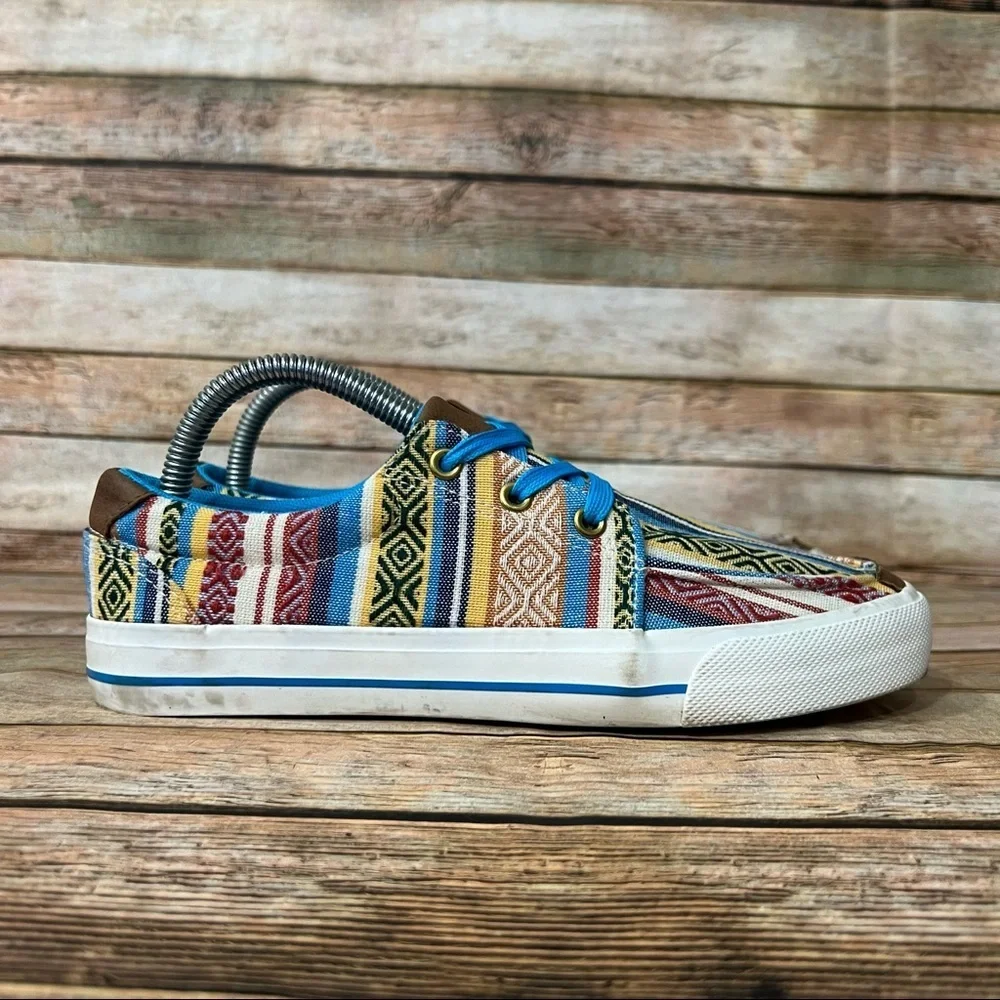 Roper Aztec Lace Up Shoes
